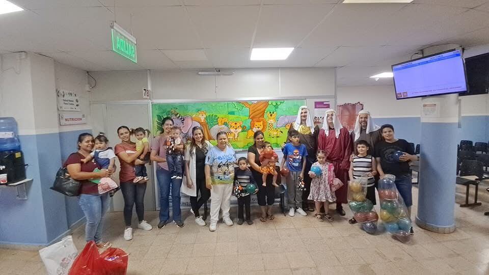Este lunes se iluminó con la particular alegría de los niños que esperaban ansiosos la llegada de los Reyes Magos. Foto: Gentileza