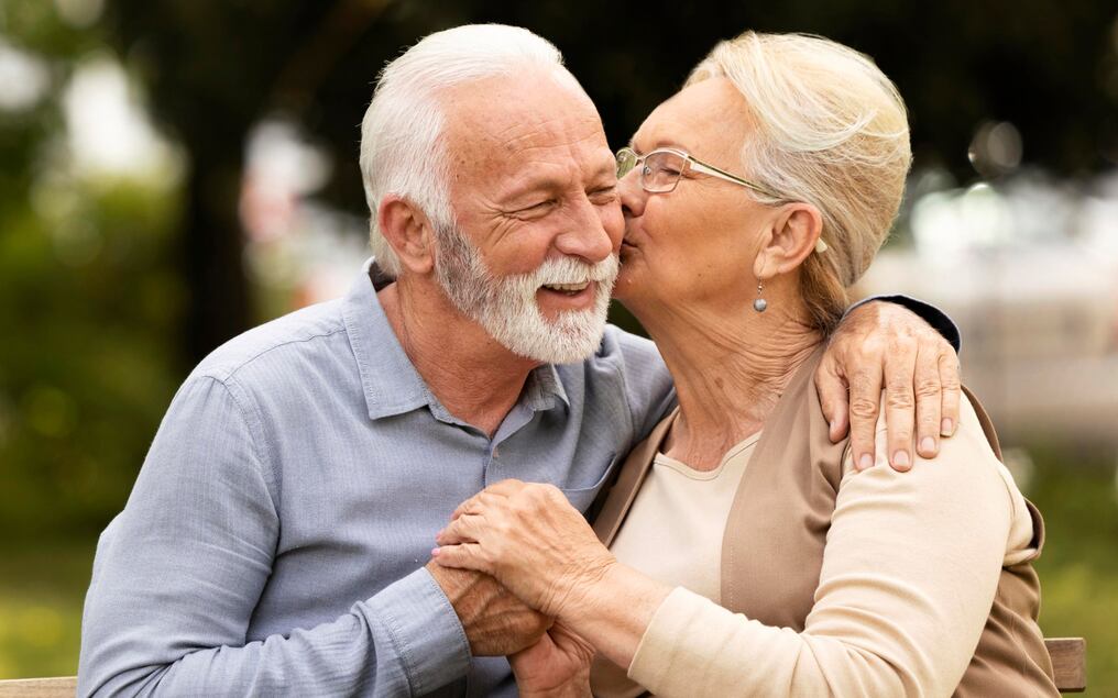 Joven paraguaya compartió la historia de amor de su abuela en TikTok. Foto: Ilustrativa/Freepik