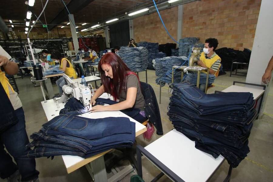 Las actividades de manufacturas y servicios incidieron positivamente en la evolución de la actividad económico del país. Foto: Archivo
