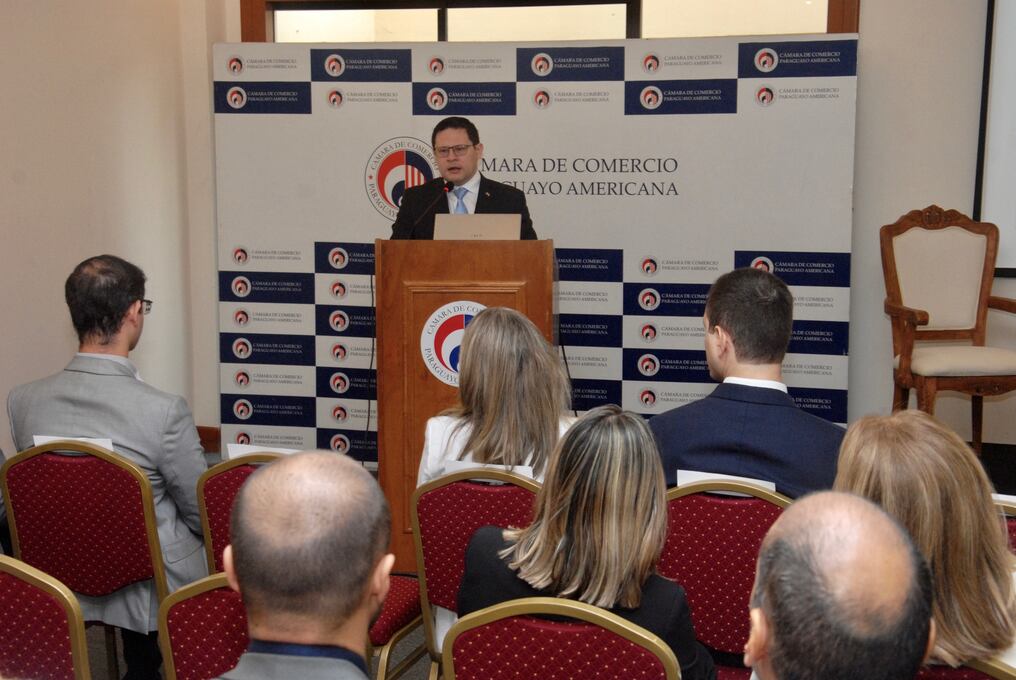 La Cámara de Comercio Paraguayo Americana ofreció un conversatorio sobre la nueva Dirección de Ingresos Tributarios que fusiona la SET y Aduanas. Foto: Gentileza