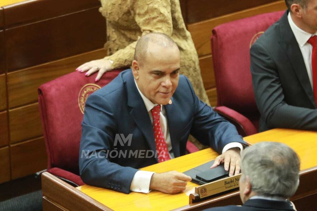 El senador Basilio "Bachi" Núñez había planteado unificar el Ministerio de Hacienda con otras secretarías, para así simplificar las gestiones de la cartera de Estado. Foto: Emilio Bazán