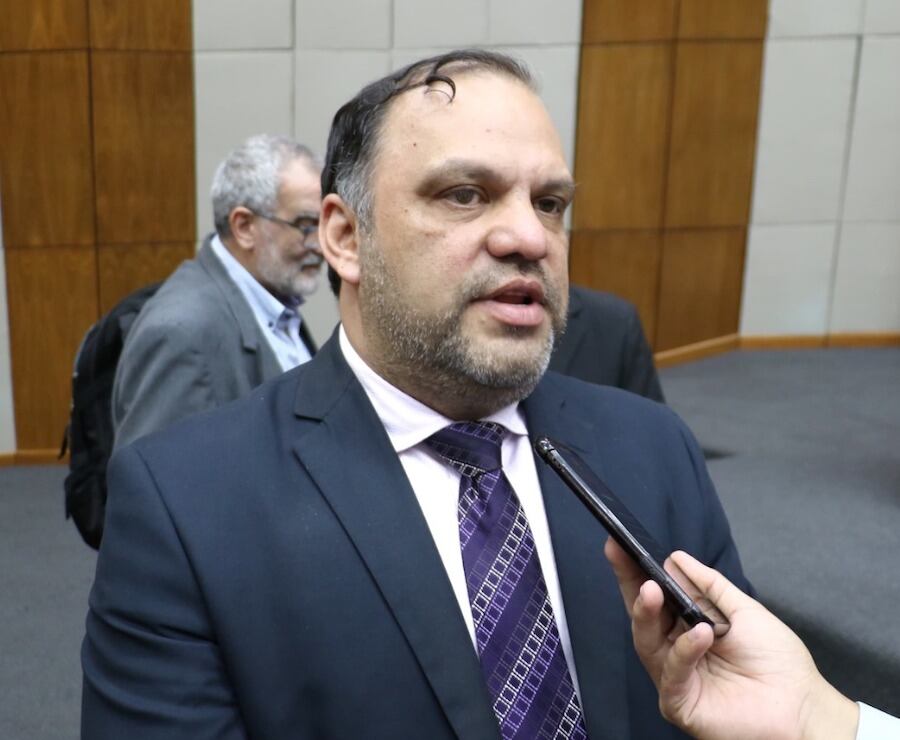 El representante del Senado ante el JEM, Mario Varela, sostuvo que es necesario que la institución impulse una investigación preliminar sobre la actuación de juez y fiscales involucrados en el operativo. Foto: Gentileza