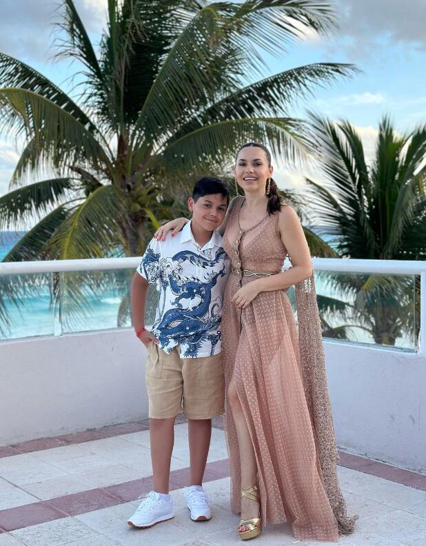 Melissa Quiñónez junto a su hijo, Máximo.