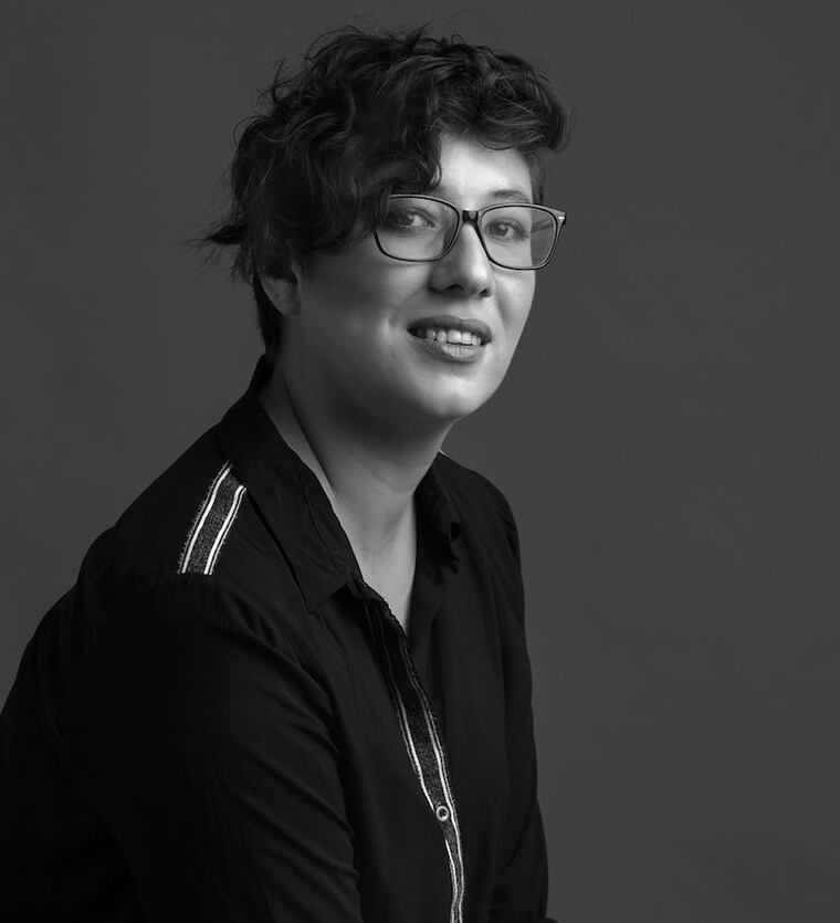 La artista sonora, Dahia Valenzuela. Foto: Gentileza