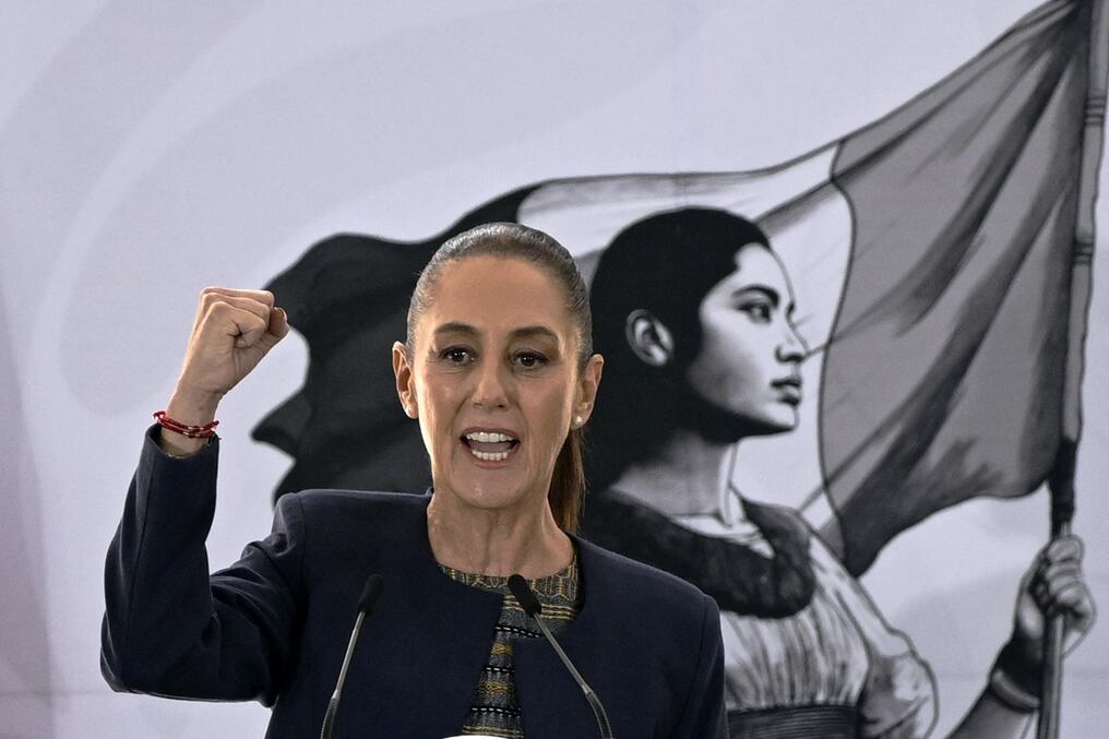 La presidenta de México, Claudia Sheinbaum, deploró el ataque armado y dijo que se trató de un enfrentamiento donde "lamentablemente fallecieron niños". Foto: Archivo/AFP