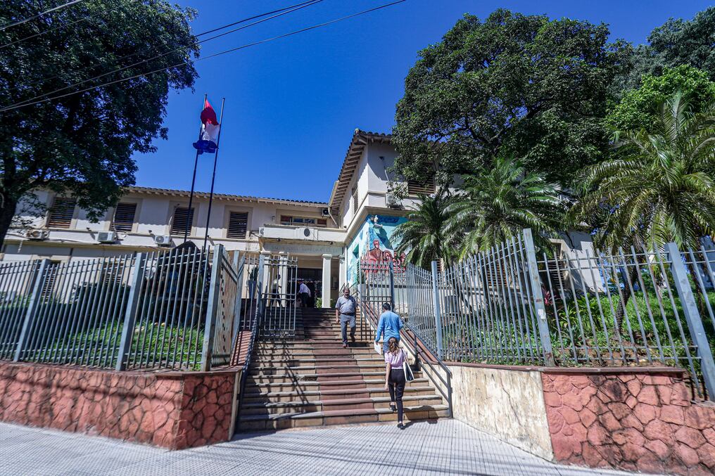 De la solicitud de ampliación presupuestaria, se plantea destinar G. 20.000 millones para la refacción y ampliación del Hospital Nacional de Itauguá. Foto: Eduardo Velázquez