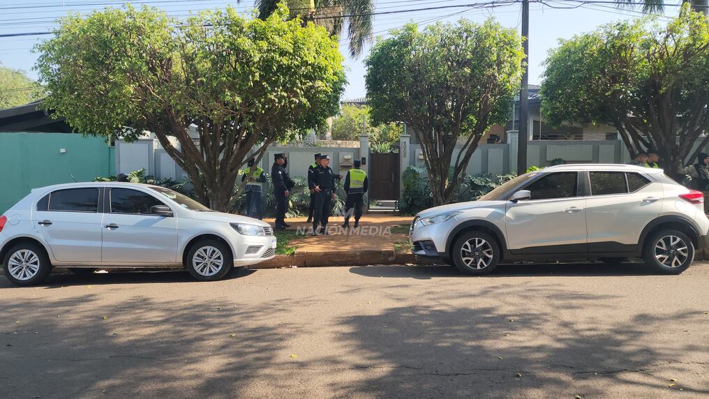 El fiscal Celso René Morales, quien conforma el equipo de trabajo que investiga la muerte del diputado, sostuvo que “la escena está bien resguardada en cuanto a documentos". Foto: Gentileza