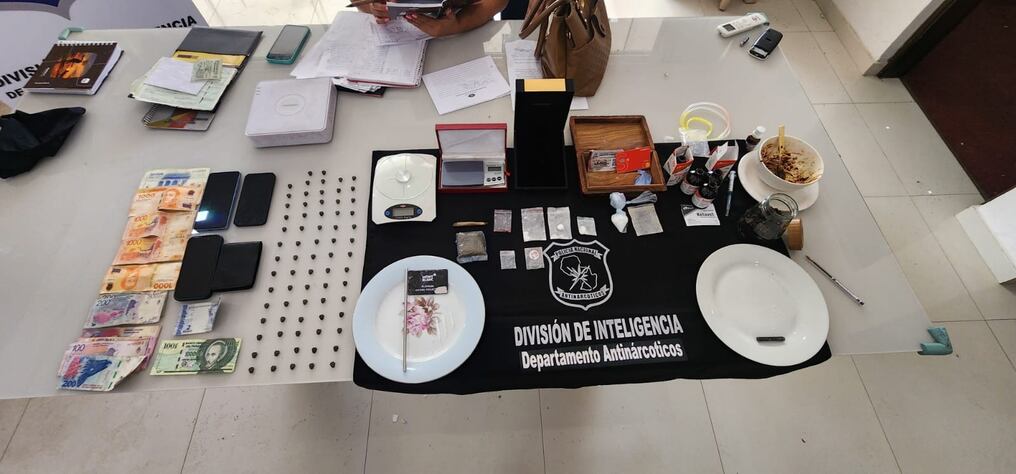 Evidencias halladas en la vivienda del ciudadano argentino. Foto: Gentileza 