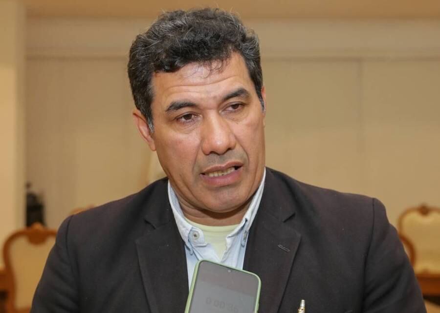 El presidente del Tribunal Electoral Independiente del PLRA, Gustavo Bernal Cristaldo, comentó que las elecciones internas en la agrupación fueron desarrolladas bajo una total tranquilidad. Foto: Gentileza