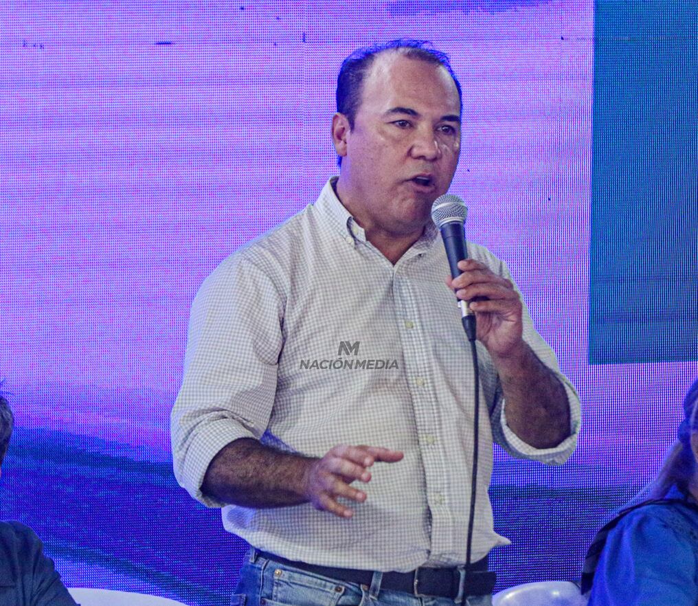 El presidente del PLRA, Hugo Fleitas, manifestó que la sanción o expulsión decidida sobre los cuatro senadores liberales constituye una atribución a la cual podrían acceder diferentes instituciones políticas. Foto: Eduardo Velázquez