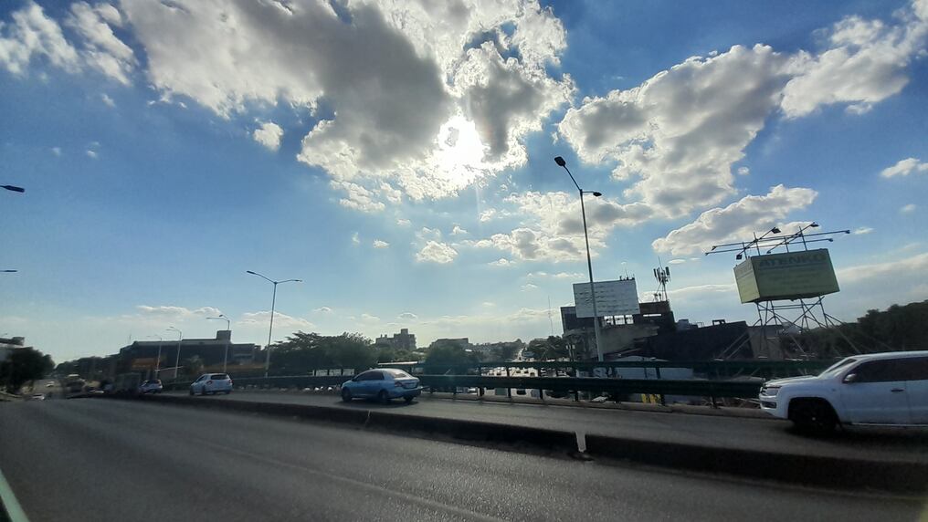 Para este viernes se prevé cielo parcialmente nublado a nublado, vientos del noreste, luego variables y con chaparrones. Foto: CMG/NM