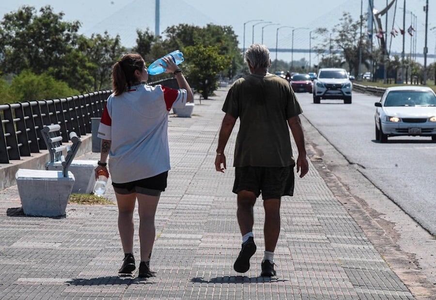 Para los siguientes días, las temperaturas mínimas no superarían los 20 °C, mientras que; las máximas estarían en torno a los 27 a 34 °C. Foto: Archivo