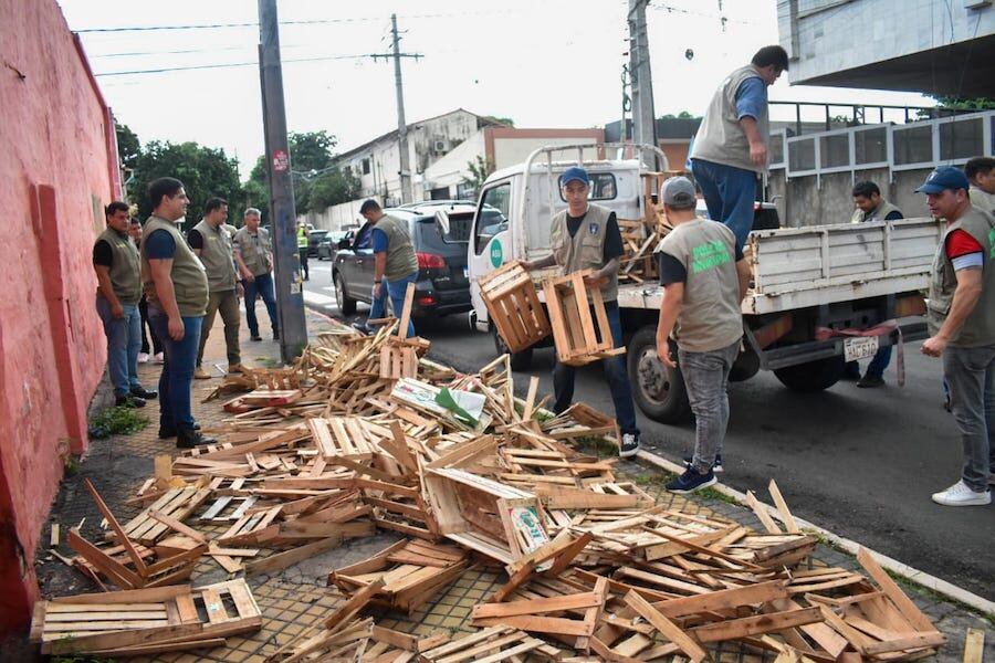 El trabajo de descubrir farsantes