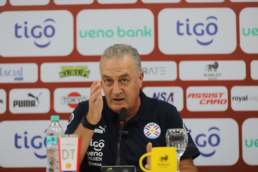 Gustavo Alfaro, DT de Paraguay.FOTO: NÉSTOR SOTO
