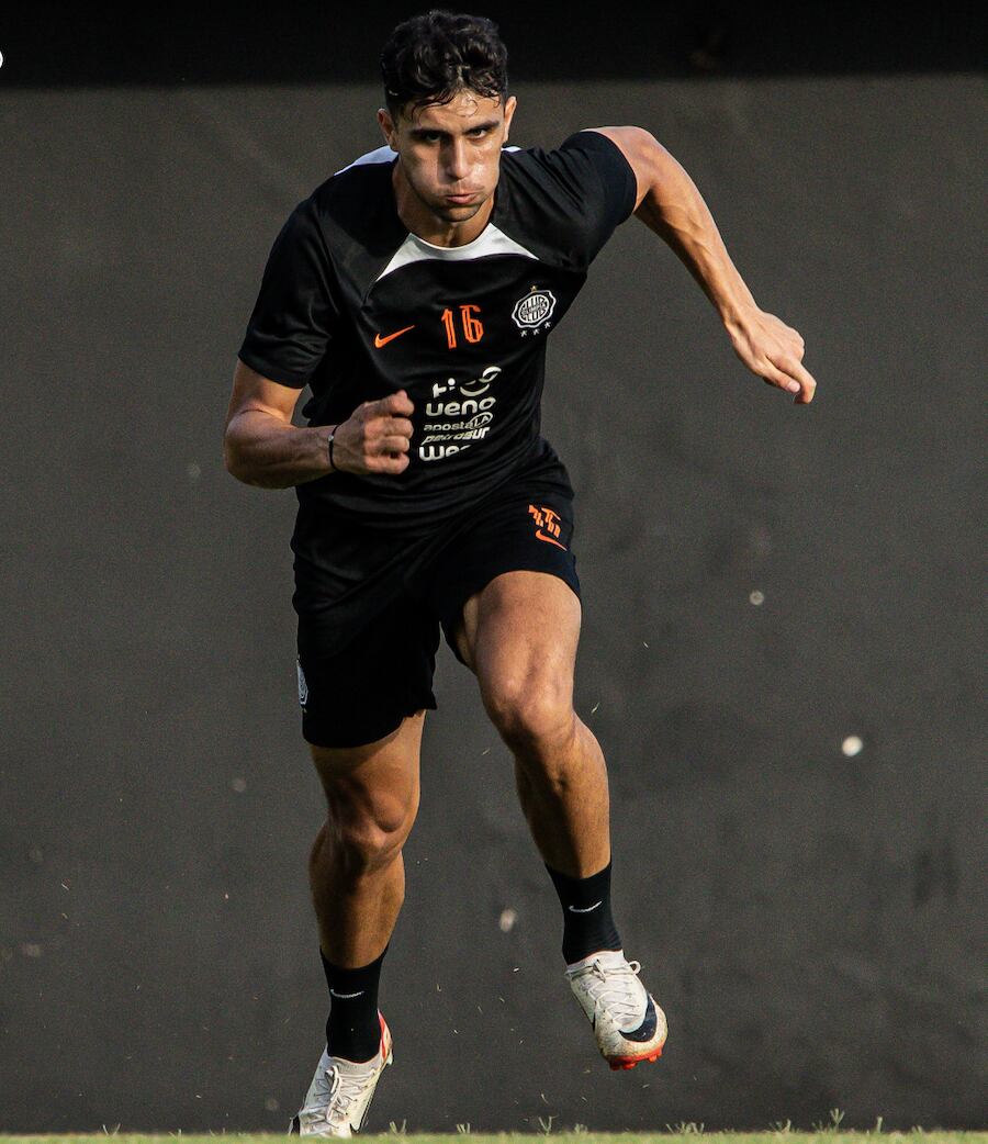 Kevin Parzajuk, el nuevo nombre del gol en Olimpia, será titular nuevamente ante Luqueño.FOTO: CLUB OLIMPIA