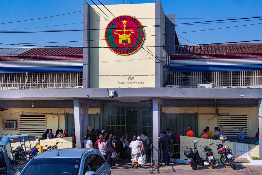 El hombre fue descubierto por agentes penitenciaron que realizaron el cateo correspondiente. Foto: Eduardo Velázquez
