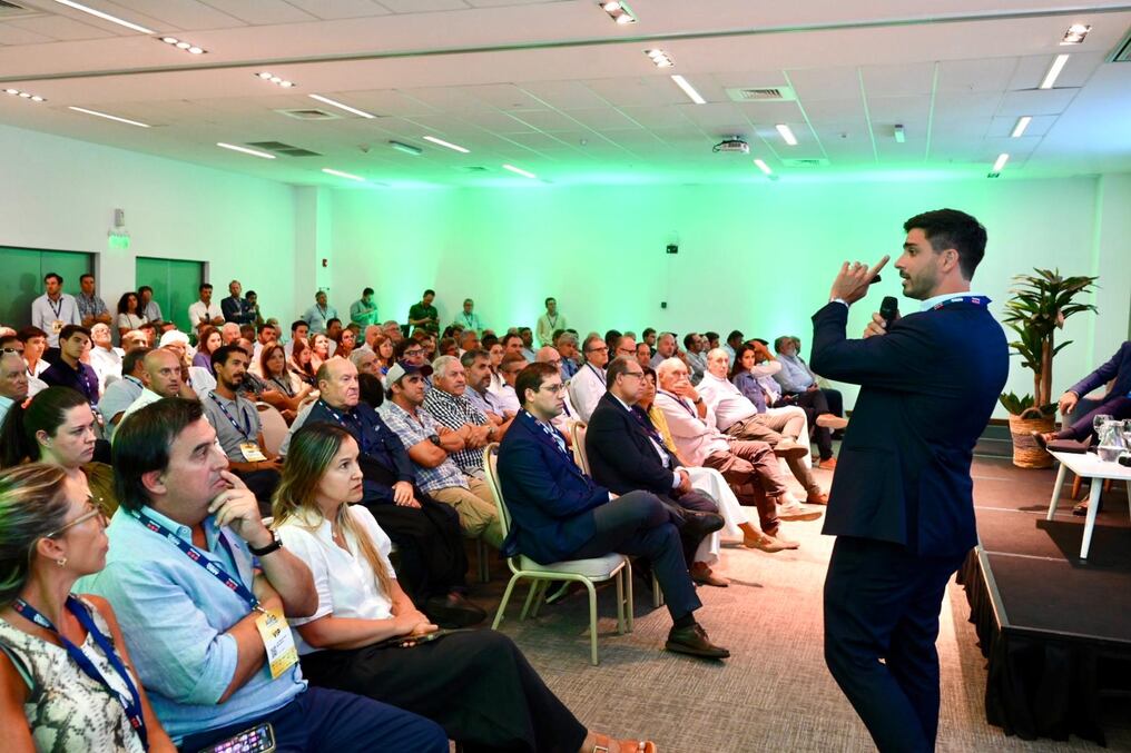 Maluff habló del grado de inversión que goza Paraguay gracias a su estabilidad macroeconómica. Foto: Gentileza
