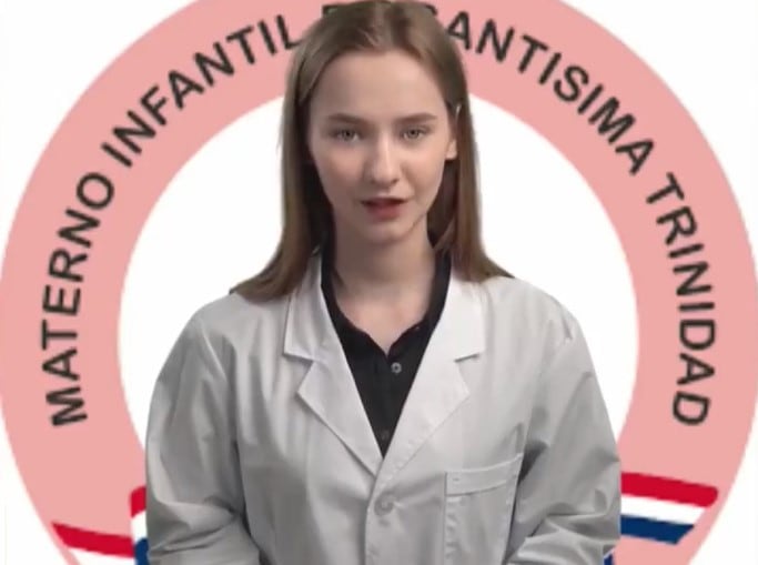 El simulador de inteligencia artificial es una aplicación creada para promocionar los servicios del Hospital Materno Infantil Santísima Trinidad. Foto: Captura de video