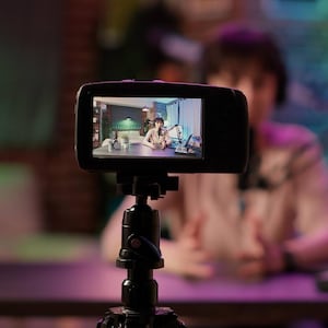 Morir o adaptarse: el boom del ‘streaming’ y el nuevo paradigma ante la TV tradicional