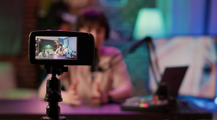 Morir o adaptarse: el boom del ‘streaming’ y el nuevo paradigma ante la TV tradicional