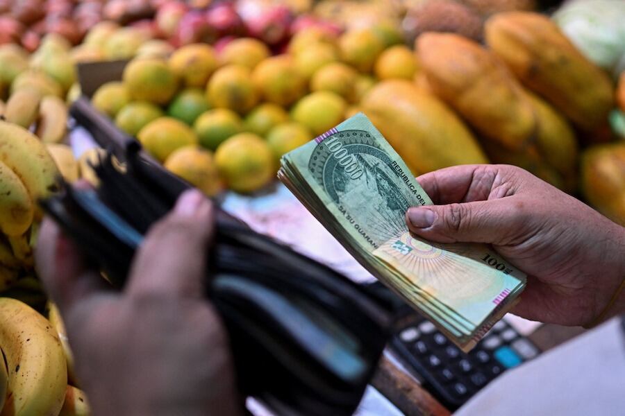 La baja observada en noviembre se dio con relación a los productos frutihortícolas y el economista Aníbal Insfrán indicó que esto condice también con el anuncio de la baja en los precios del combustible. Foto: Gentileza