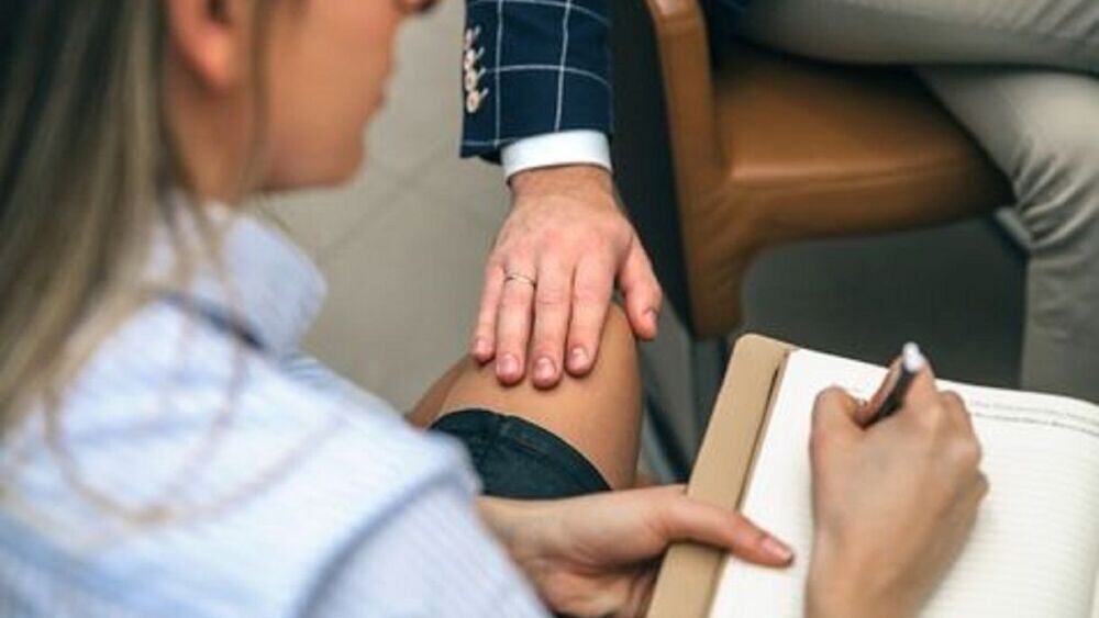 Un docente fue imputado por abuso sexual, cuya víctima es su propia hijastra. Foto: Ilustrativa 