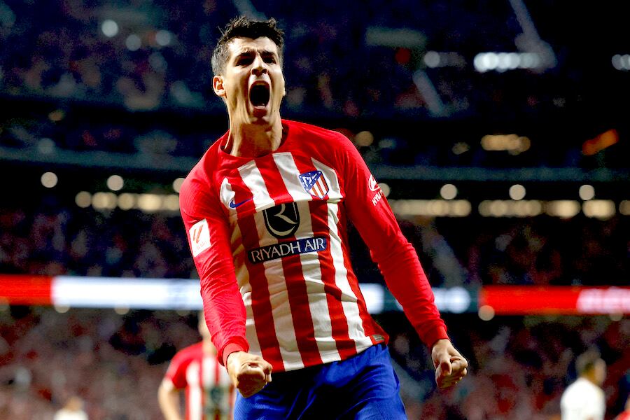 Álvaro Morata se destacó en el derbi de Madrid al convertir dos tantos para el éxito del Atlético.FOTO:AFP