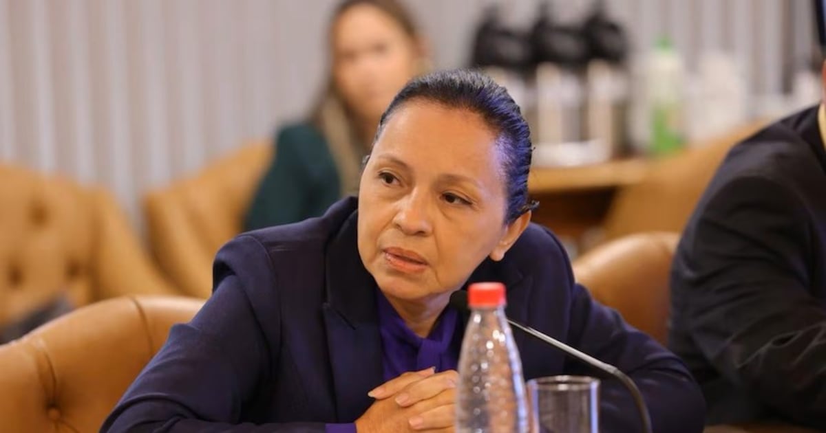 Yolanda Paredes propone un acuerdo escrito para la oposición en 2028
