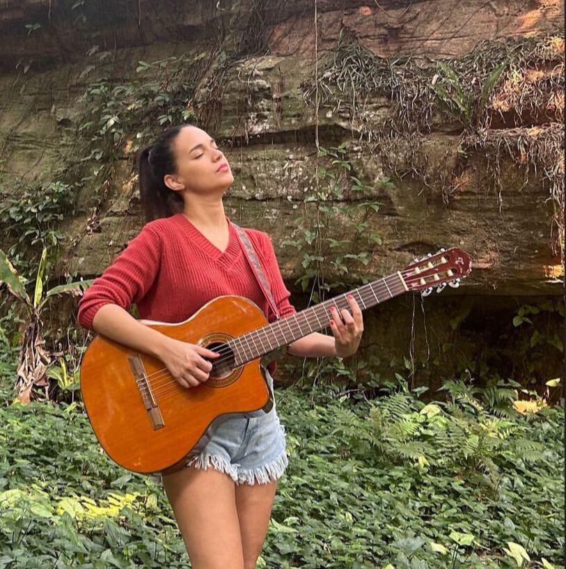 “Amanece” (Ko’e) se titula la canción original de la artista que este jueves sonará en vivo en el certamen. Foto: Gentileza