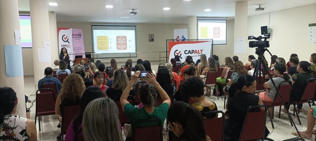 Una de las capacitaciones del programa Capalt impulsado por Rediex y Codeleste para incrementar y diversificar exportaciones. Foto: Gentileza