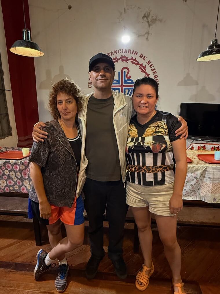 Coral Gabaglio y Shirley Giménez junto al director de “Moria”, Javier Van de Couter. Foto: Instagram - @coralgabaglio