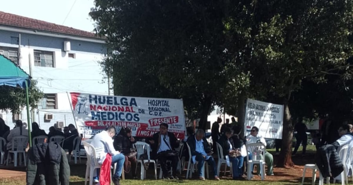 La Nación / Alto Paraná: en hospitales, centros de salud y APS se sumaron a la huelga