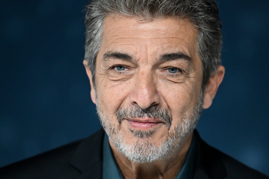 El actor argentino Ricardo Darín posa durante el estreno de la serie de Netflix en Buenos Aires, el 29 de abril. Foto: Luis Robayo/AFP