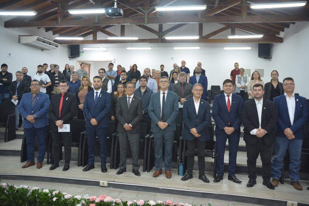 La adaptación del idioma paraguayo a entornos digitales centró un importante encuentro en la UNA. Foto: Gentileza