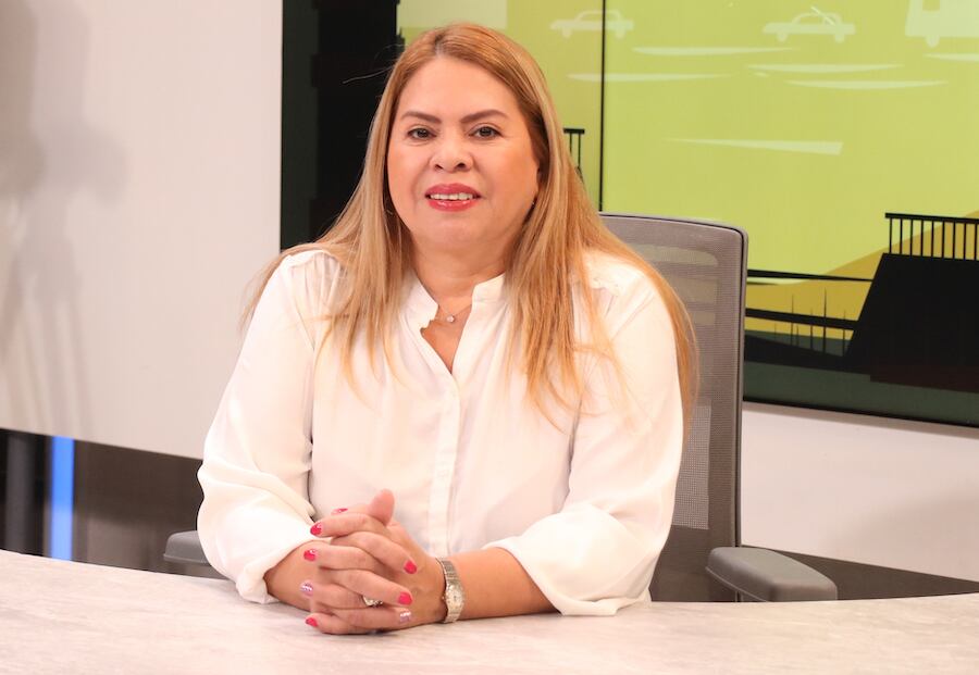 La dirigente liberal Basilisa Vázquez manifestó que el Partido Liberal solo se enfoca en dividir sus bases, a diferencia de la unidad y la fortaleza que demostró el Partido Colorado en su convención. Foto: Archivo