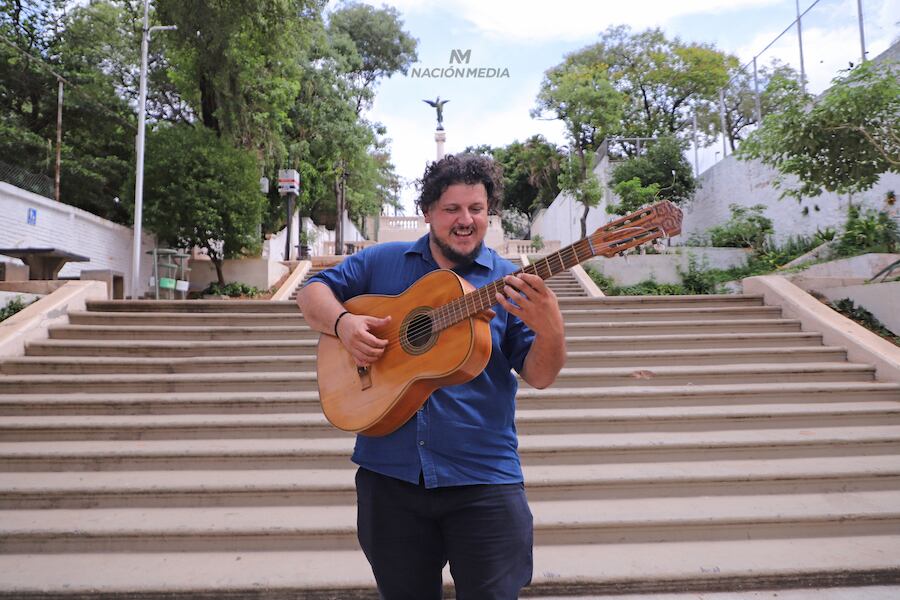 Juanma Ferreira, cantautor paraguayo. Foto: Mariana Díaz