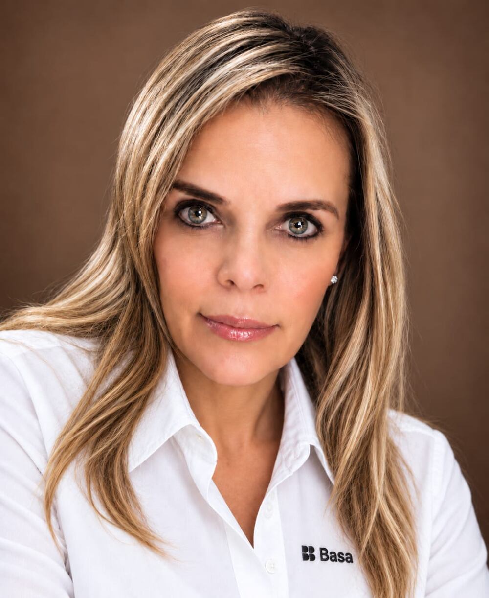 Cynthia Codas, gerente de Negocios de Banco Basa.