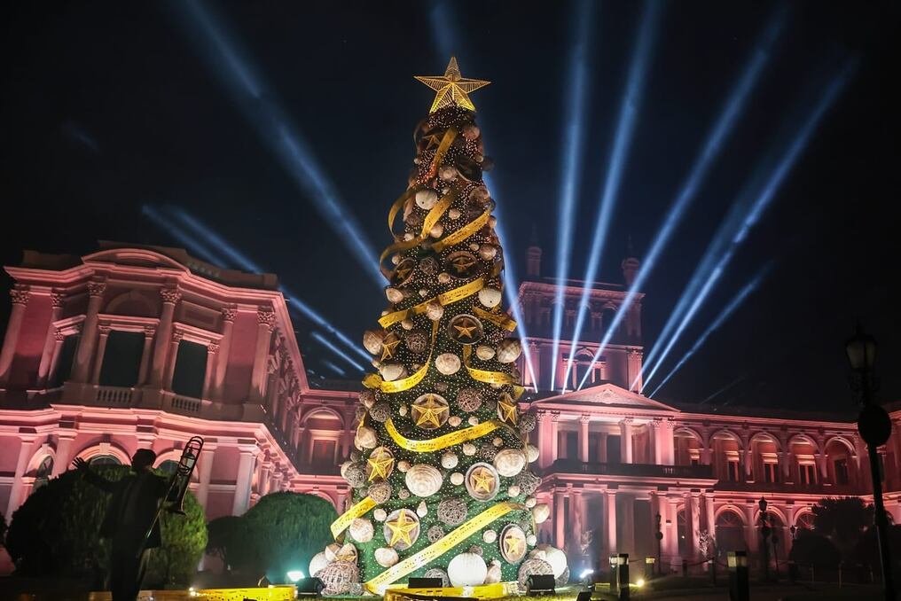 El tradicional monumento fue inaugurado el pasado 30 de noviembre en el Palacio de López. Foto: @institutoparaguayodeartesania