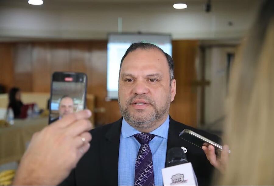 El senador Mario Varela afirmó que se disiparon muchas dudas en la sesión reservada. Foto: Gentileza