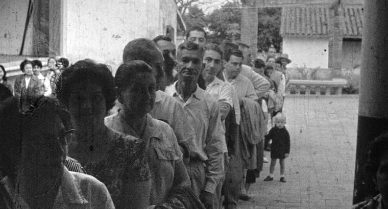 Fotograma de “Bajo las banderas, el sol”.