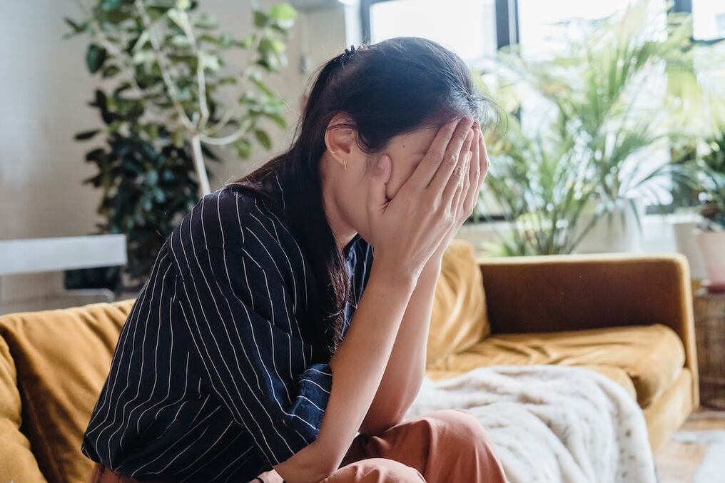 El stresslaxing perjudica el bienestar y nuestra salud, tanto física como mental. Foto: Pexels