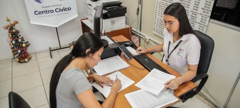 El proceso surge en cumplimiento al artículo 130 de la Ley 834/96 del Código Electoral Paraguayo y  se extenderá hasta el próximo 30 de diciembre. Foto: Gentileza