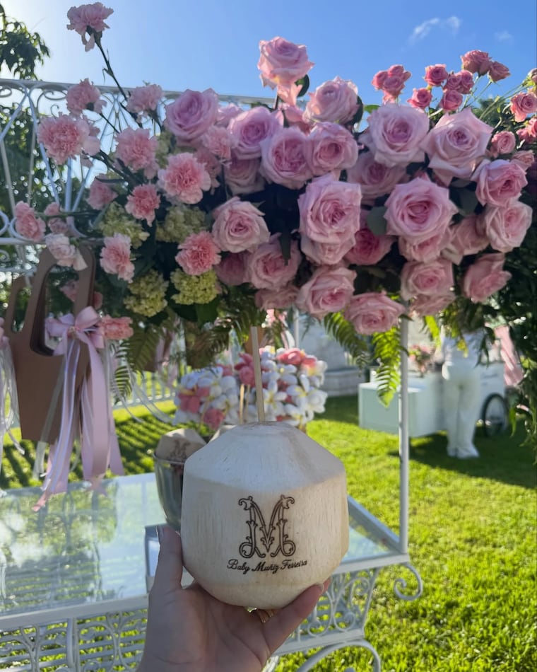 “M”, la inicial del nombre que llevará la hija de Nadia Ferreira y Marc Anthony. Foto: Instagram - @nadiaferreira