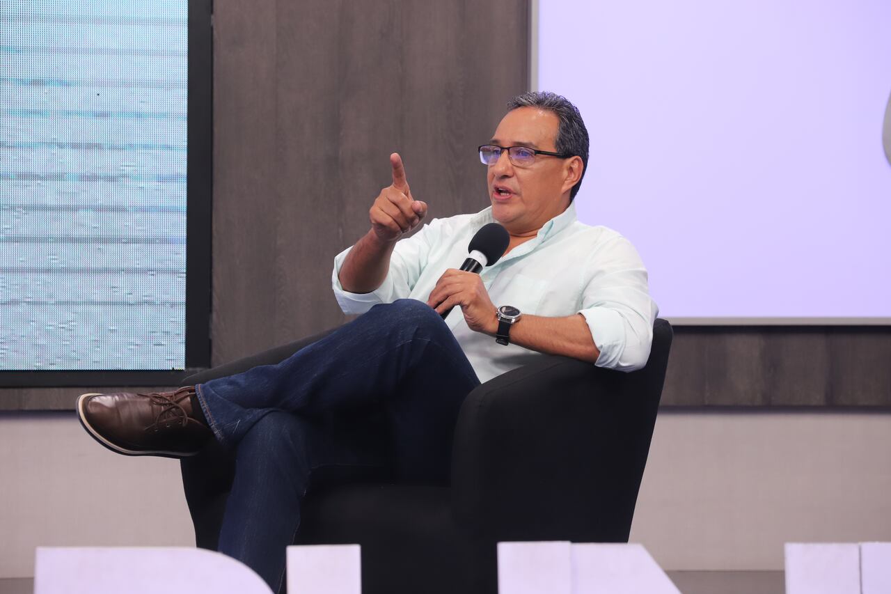 Diario HOY | Hugo Javier saldrá de alta pronto y se irá a su casa para ...
