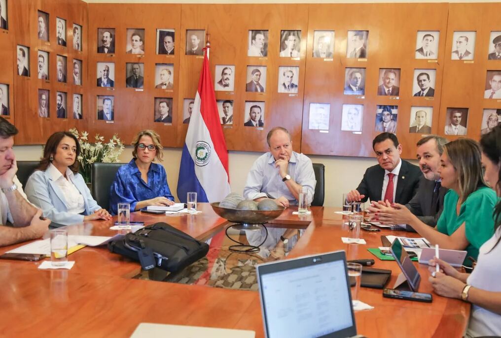 Reunión del Equipo Económico Nacional liderado por el Ministerio de Economía. Foto: Gentileza