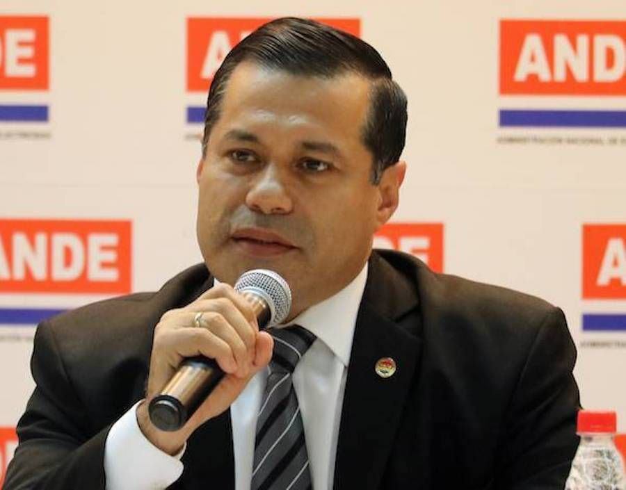El presidente de la Ande, Félix Sosa, dijo que bajo su administración se logró con la Fiscalía la apertura de 71 causas penales contra responsables de criptominerías que operan de manera ilegal. Foto: Gentileza