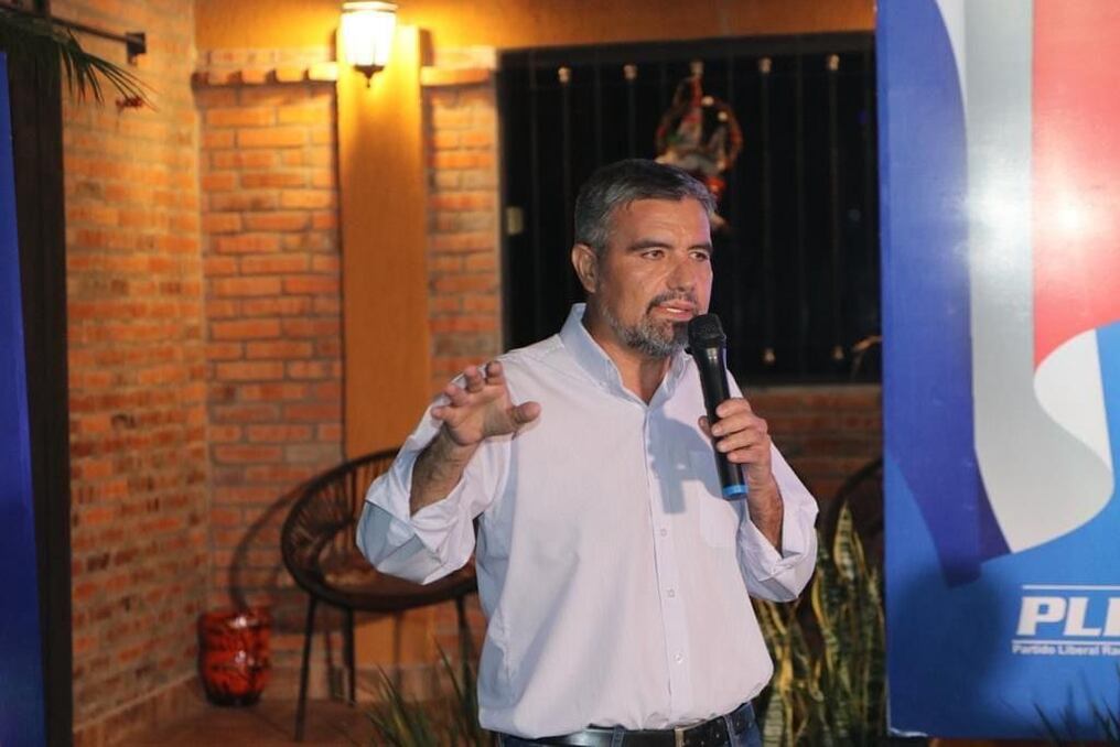 El exdiputado Édgar Acosta señaló que el PLRA debe ser capaz de hacer propuestas que los acerquen a la ciudadanía. Foto: Gentileza