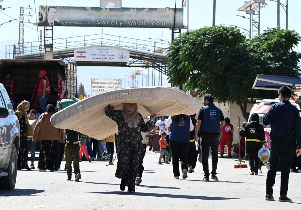La población de Homs teme el ingreso de los rebeldes sirios, que ya tomaron Alepo y Hama, dos localidades clave. Foto: Louai Beshara/AFP