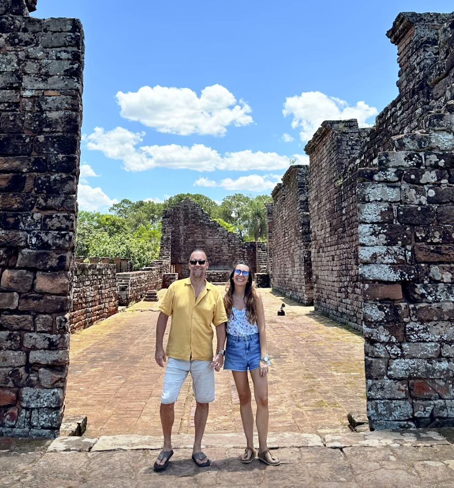 Jana y Matt son influencers internacionales que recorren lugares históricos reconocidos como patrimonio de la Unesco. Foto. Gentileza