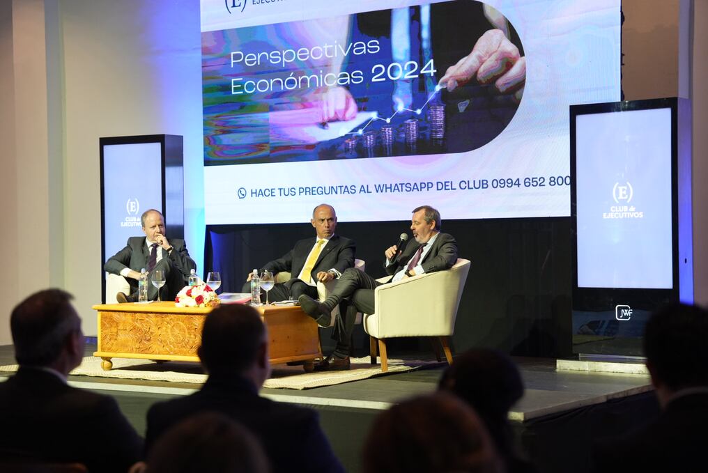 Este miércoles inició el ciclo de conversatorio “Perspectivas Económicas 2024”, respecto al clima de negocios del país. Foto: Gentileza